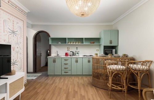 Al Haram Apartment | "Fancy Pyramids' view: Giza's Gem" 4 bedrooms, AC