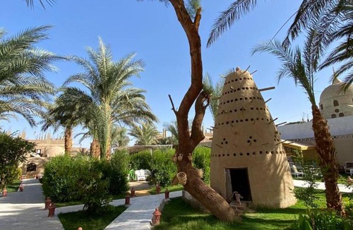 Luxor House | Flower Of Light Centre