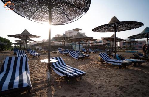 Al Ahyaa Hotel | FOX SAHEL AQUA RESORT ELGOUNa& Kite
