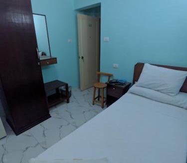 Sheraton Road -Sakkala Hotel | Golf Hotel