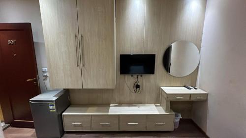 Qasr an-Nil Hostel | Grand Elite Hotel