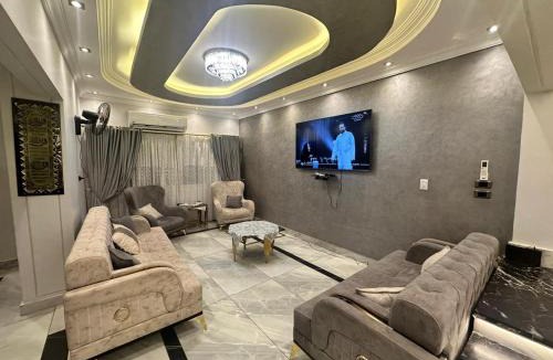 Heliopolis House | Grand Oasis Rooms