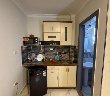 Al-Khalifa Hostel | Hostly living