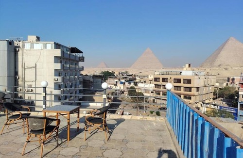 Al-'Umraniyah House | hotel is a short walk from the Great Sphinx