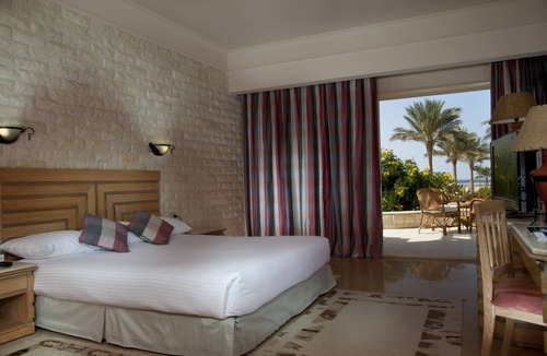 Village Road Resort | Hurghada Coral Beach Hotel