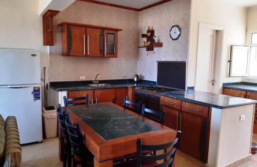 Zafarana Apartment | It has a very good looking view for sea and pool