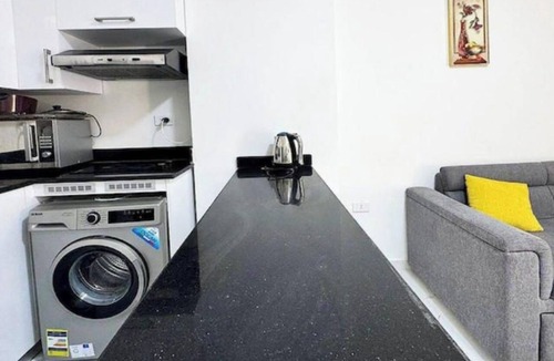 Dahar Apartment | Juliana Sea View 1BR - Beach Access, 2 Pools & Water Slides