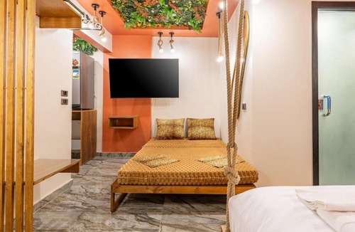 Heliopolis Apartment | Jungle jacuzzi studio 1BD self check in Cairport