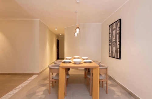 Shurtah al-Dakhlah Apartment | Kennah Chill & Swim | 1BR with Pool, October City