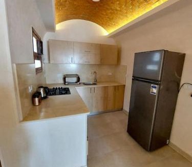 Sheraton Road -Sakkala Apartment | Komfortowy apartament na dachu w sercu miasta