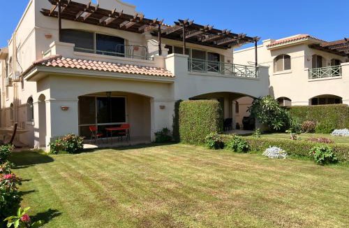 Zafarana Villa | LA VISTA 5 Beachfront 265m Luxury Villa