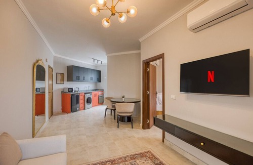 New Cairo Apartment | Lotus Escape | Bright 1BR Apt w/Balcony | Travelholic Stays