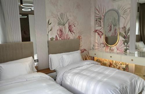 Sheikh Zayed City Apartment | Luxury 3BR with Private balcony & Parking
