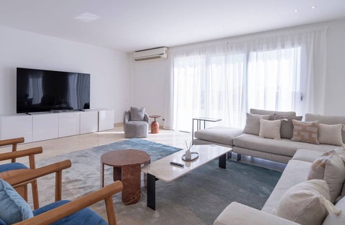 El Gouna House | Luxury 5BD Villa with Pool