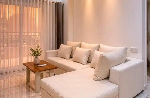 Al Mamsha El Seyahi Apartment | Luxury apartment with beach access A105