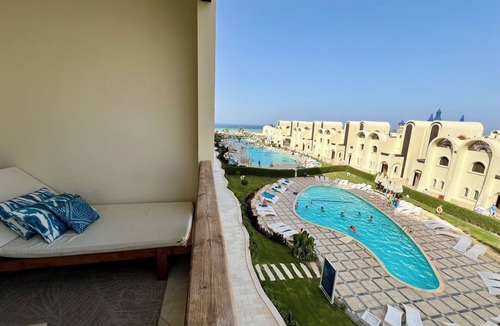 Sahl Hasheeh Apartment | Luxury Beachfront Studio Foreigners Only