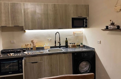 Al Haram Apartment | Luxury Front-Row Pyramid View | Steps from GEM & Ancient Wonders