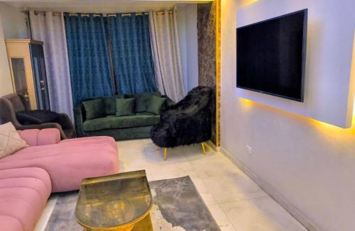 Al-Khalifa Apartment | Luxury Home At Mokktam City