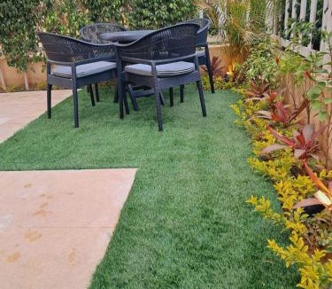 6th of October City Apartment | Luxury hotel APT Sheikh Zayed, PVT entrance,garden