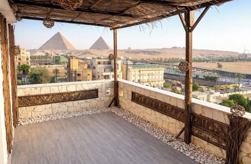 Al Haram Apartment | Luxury panoramic GEM and Pyramids view apartment
