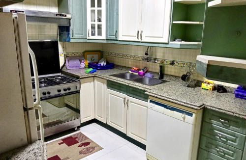 As-Sayidah Zaynab Apartment | Luxury Scenic 3BR Residence in Downtown