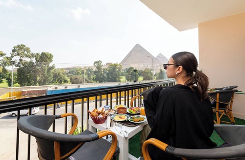 Al Haram House | Maria Pyramids House