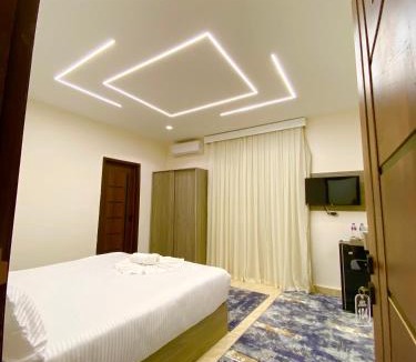 Al Haram Hotel | Marvel Pyramids View
