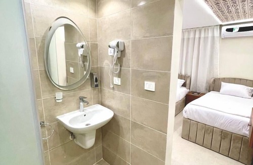 Al Haram Bed & Breakfast | Miami Pyramids View