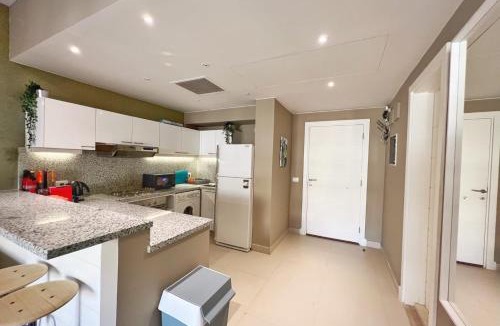 El Gouna Apartment | Minimal & Central 1BDR Apt Abu Tig Marina