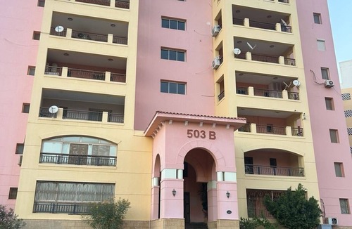 Dream Land Apartment | Modern 2-bedroom Apt | Dreamland Golf & Pool View