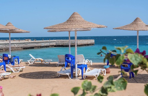 Hurghada Apartment | Modern beach apartment with pool, terrace & sea view – Juliana Beach Resort