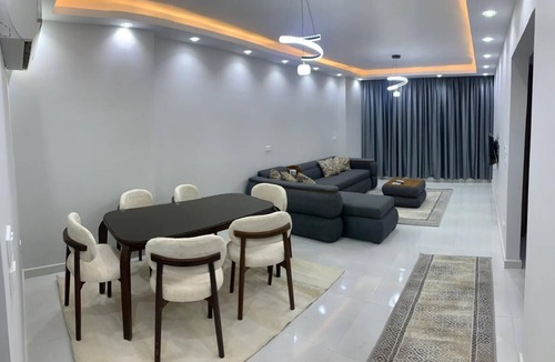 Al Fagalah Apartment | Modern, Cozy NEW Furnished Apartment with a Great Location at Zahraa Al Maadi.