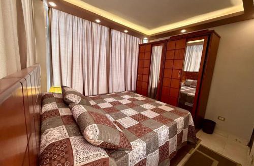Pyramids Gardens Apartment | Modern Rooftop Suite Close to the Pyramids, Fully Equipped