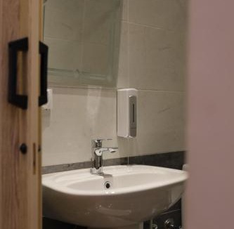 Abdin Hostel | New Midtown