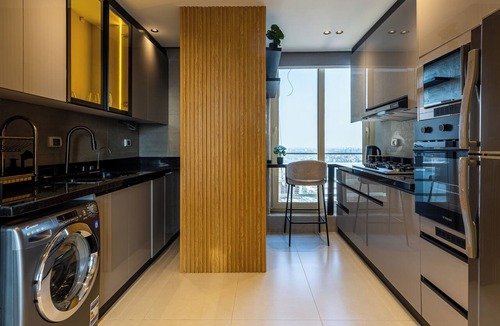 Al-Basatin Apartment | Panoramic Nile View Luxury 3BR in Maadi