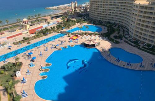 Ras Sudar Villa | Penthouse Three-Bedroom Villa in Porto Sokhna Family only