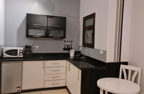 Al Ahyaa Apartment | Poolside Perch