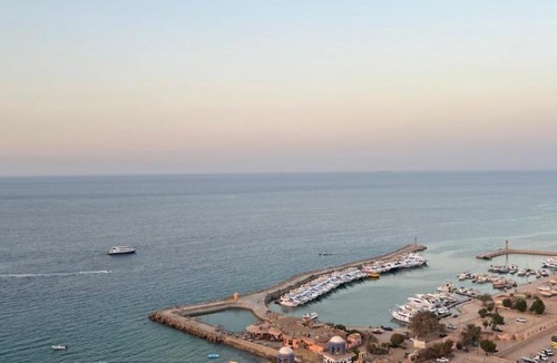 Ras Sudar Apartment | Porto Sokhna Pyramids Sea View Majestic