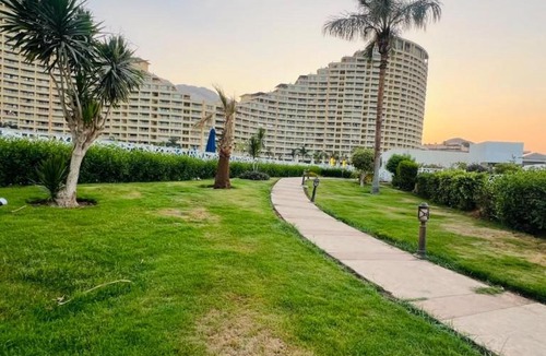 Ras Sudar Apartment | Porto Sokhna Pyramids Sea View Family