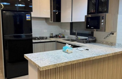Sheikh Zayed City Apartment | Premium Suite in The Village West - Sheikh Zayed
