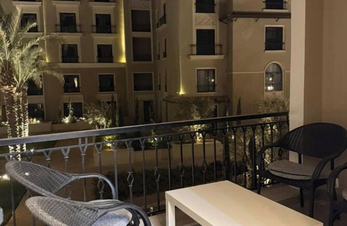 Sheikh Zayed City Apartment | Premium Suite in The Village West - Sheikh Zayed