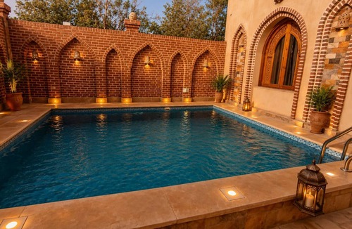 Luxor House | Prime 2027 Eclipse Spot! Oasis with Pool and Rooftop near Valley of the Queens