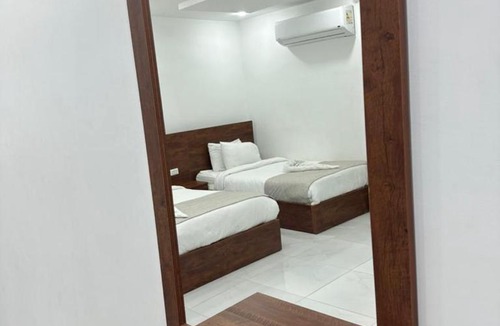 Giza Hotel | Prince Pyramids H INN