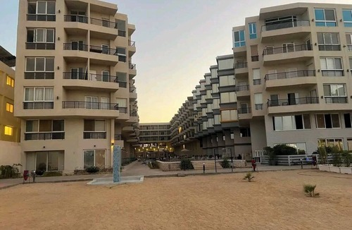 Dahar Ski Chalet | Private beach&4Pools,Sheraton Street,City center,Aqua Fun Resort&residents, 52m2