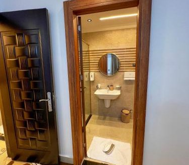 Nasr City Apartment | Private room king-bed within hotel apartment in Nasr City ,Cairo