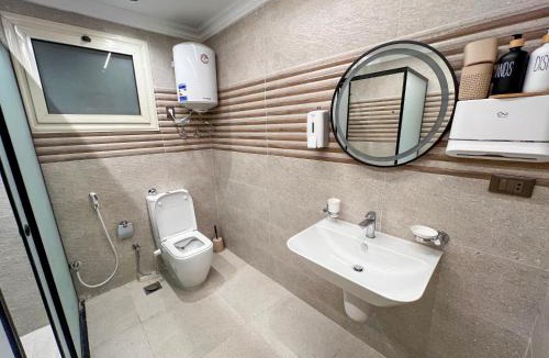 Nasr City Apartment | Private room king-bed within hotel apartment in Nasr City ,Cairo