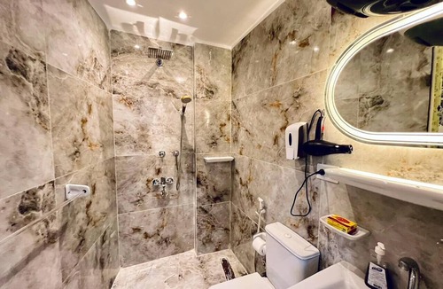 Al Haram Hotel | Pyramid-view retreat walk there in minutes