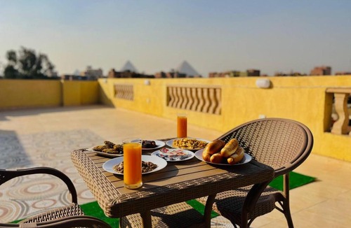 Kafrat al Jabal Hotel | Pyramids Family view Inn