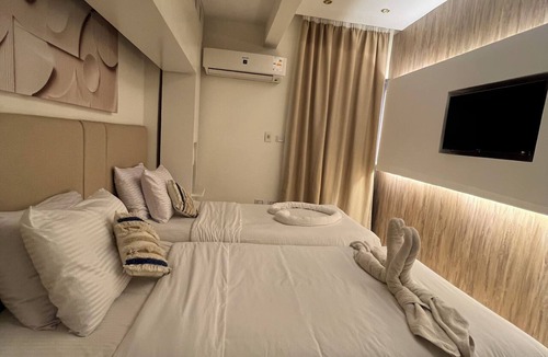 Al Haram Bed & Breakfast | Pyramids top view