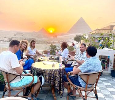 Al Haram Hotel | Queen Cleopatra Pyramids view